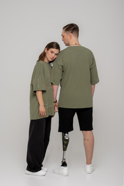 Футболка з вишивкою Тримай S/M Футболка з вишивкою Тримай S/M